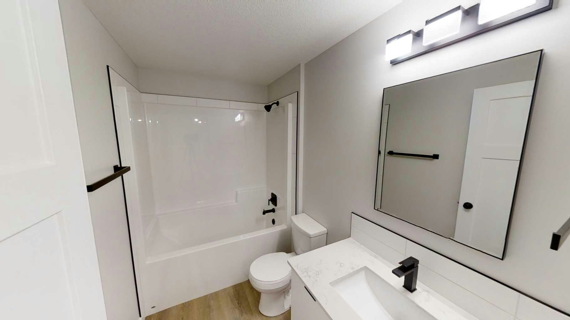 A-12809 103a Street, Grande Prairie, AB, T8V 6S9 - 10