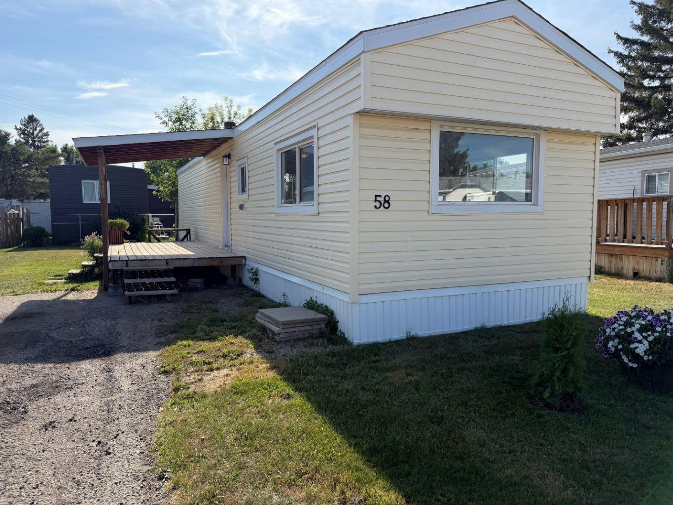 58-5301 2 Street, Coalhurst, AB, T0L 0V0