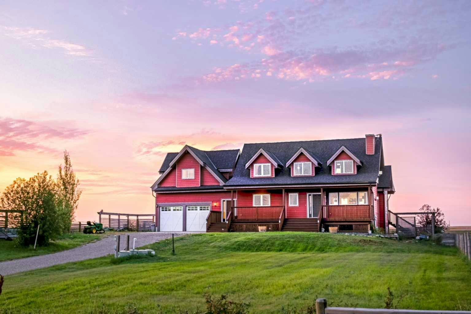 425 Railway Avenue, Rural Wheatland County, AB, T1P 0X8