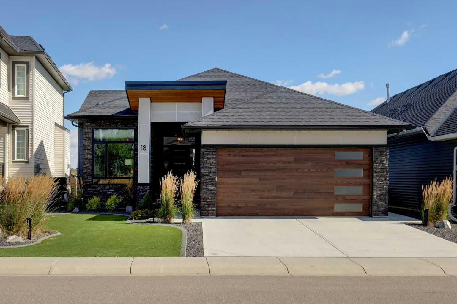 18 Coopersfield Park SW, Airdrie, AB, T4B 4K6