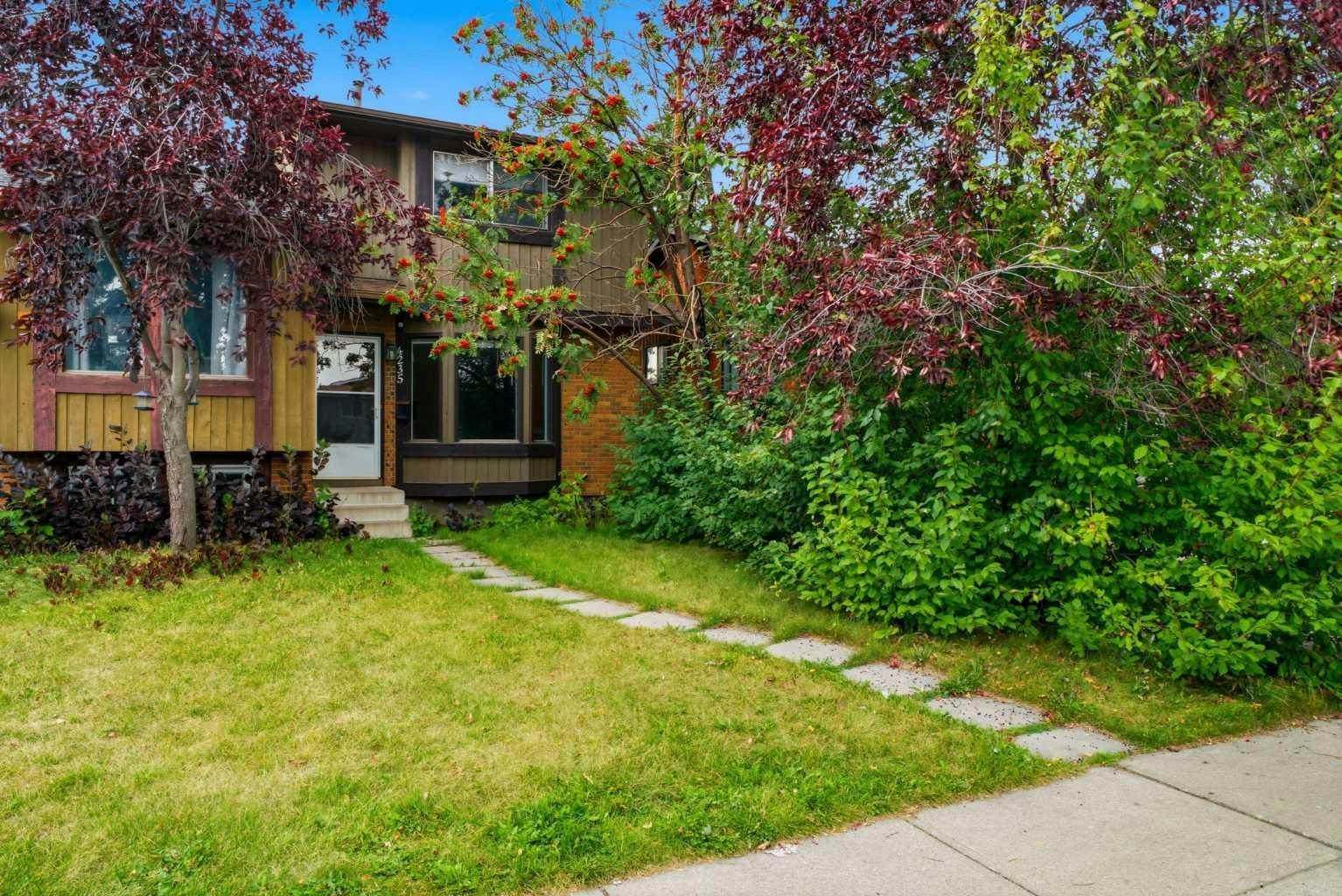 4235 49 Street NE, Calgary, AB, T1Y 4T6