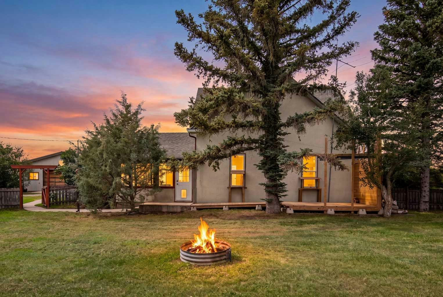 88111 658 Avenue E, Foothills County, AB, T0L 0P0
