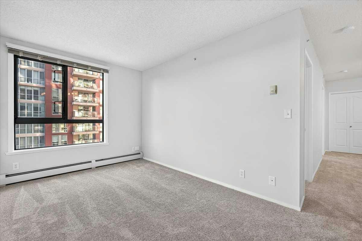 914-1111 6 Avenue SW - 3
