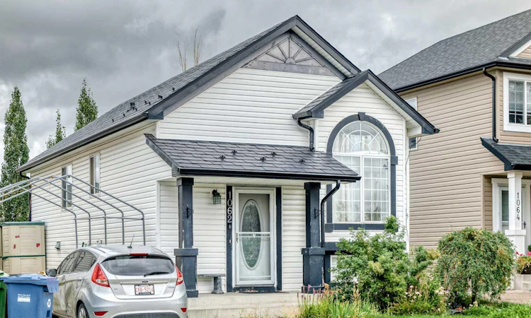 1062 Bridlemeadows Manor SW