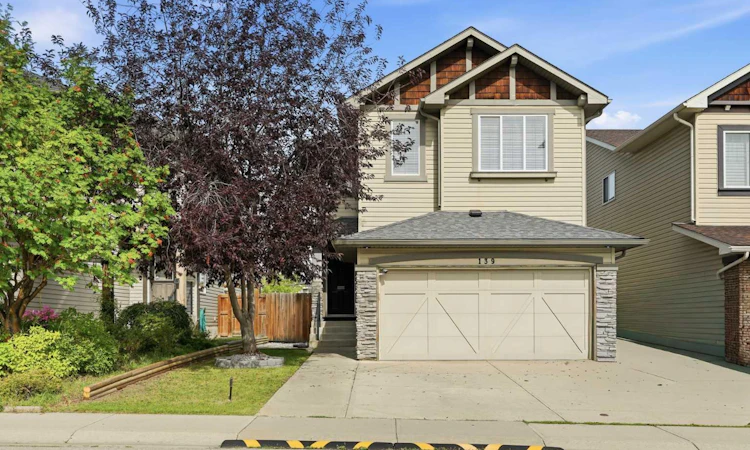 139 New Brighton Close SE
