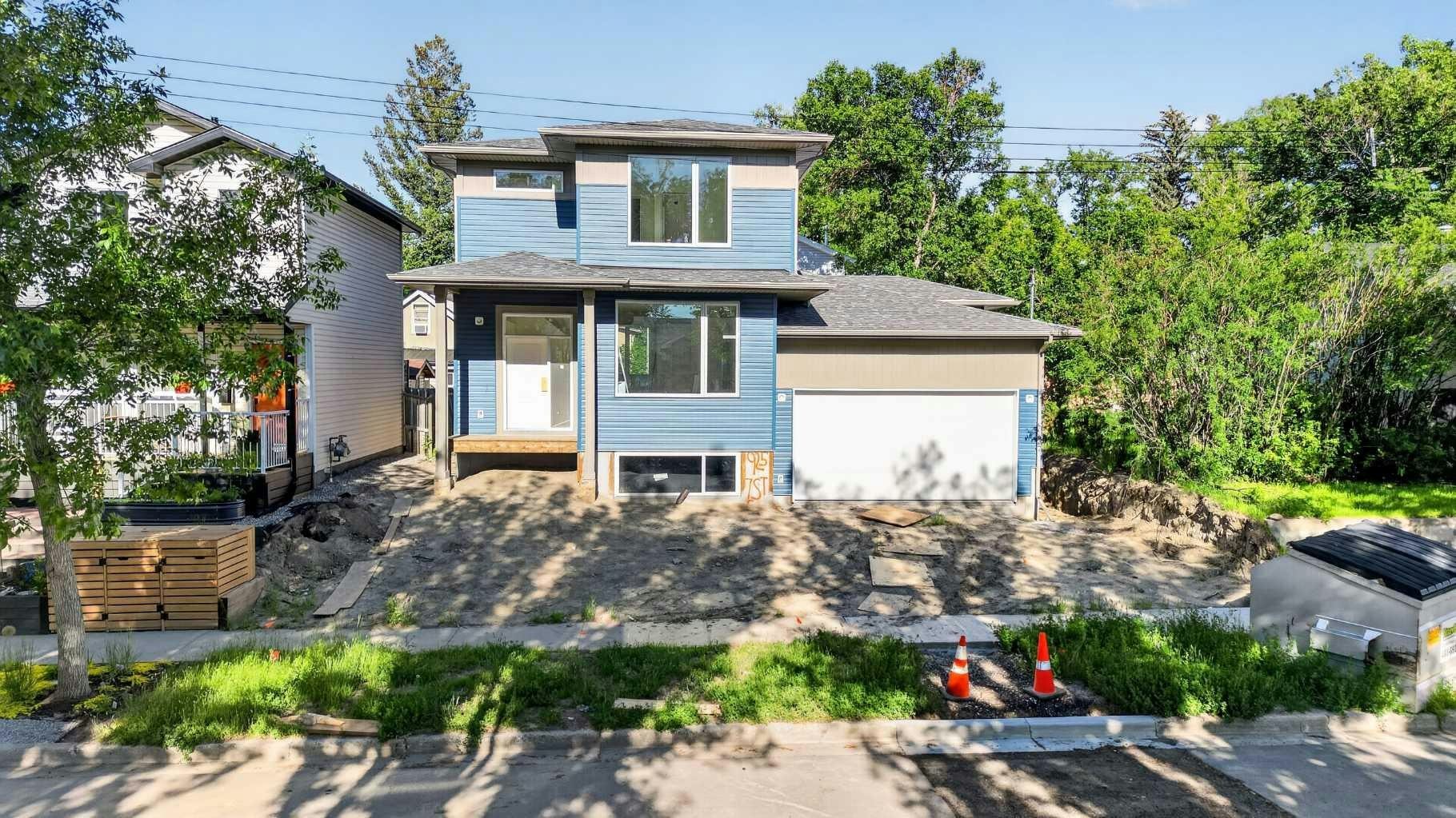 925 7 Street S, Lethbridge, AB, T1J 2H9