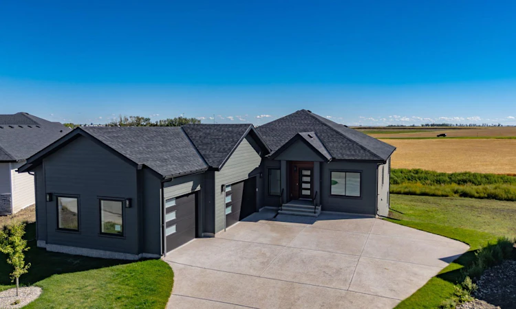 232 Red Tail Ridge SE