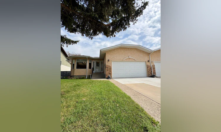 626 Prairie Meadows Close W