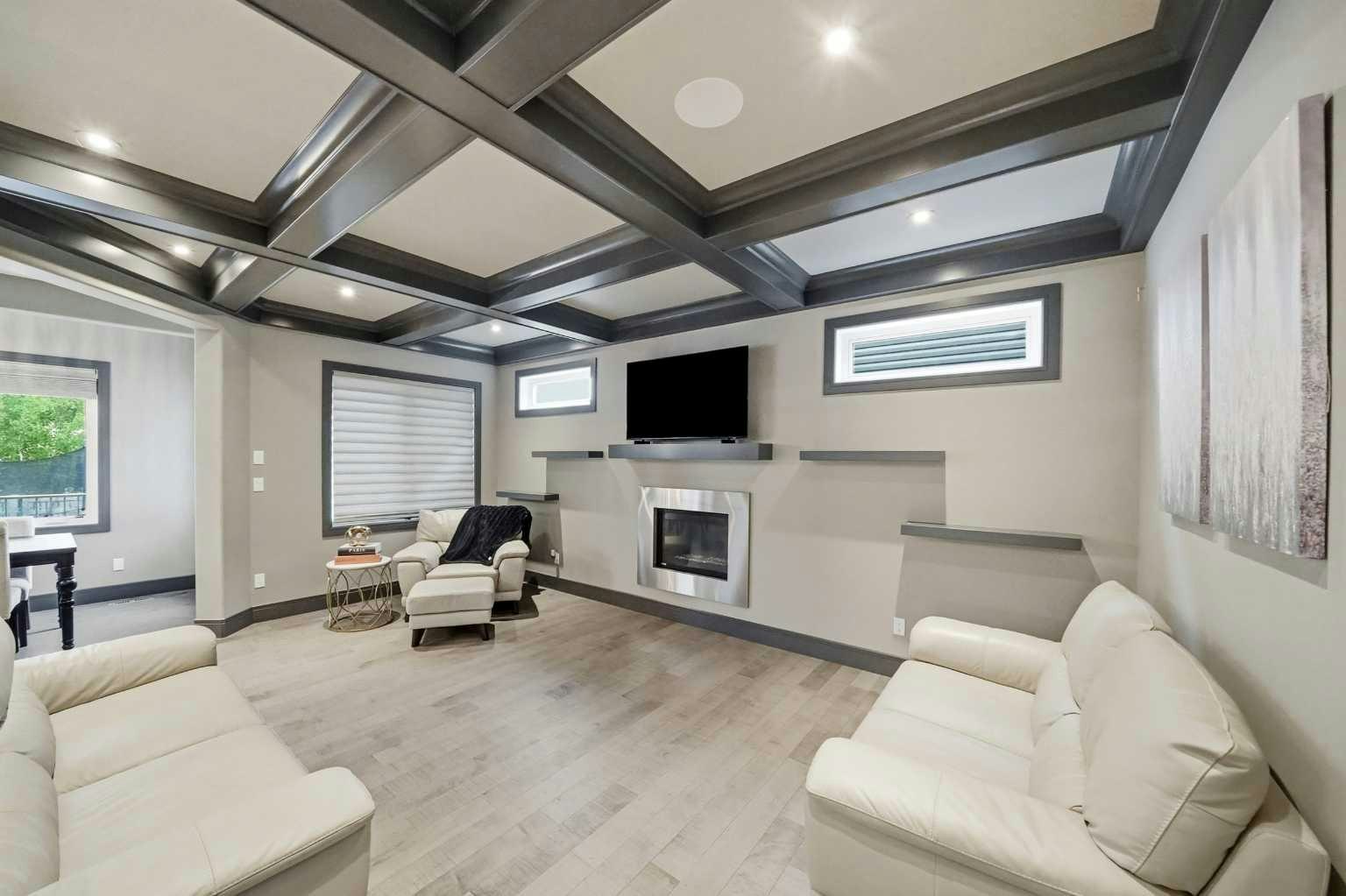 13 Lazaro Close, Red Deer, AB, T4R 0R6