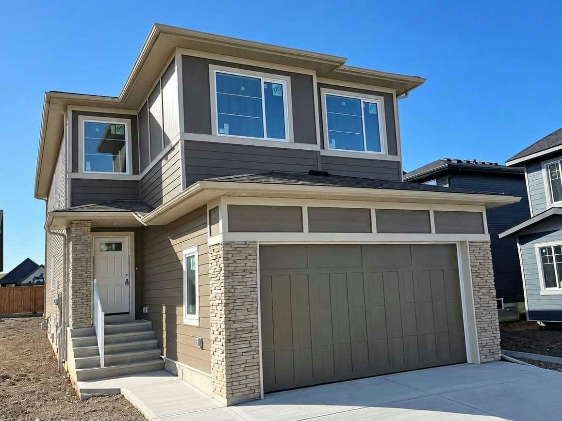55 Creekside Rise SW, Calgary, AB, T2X 5V9