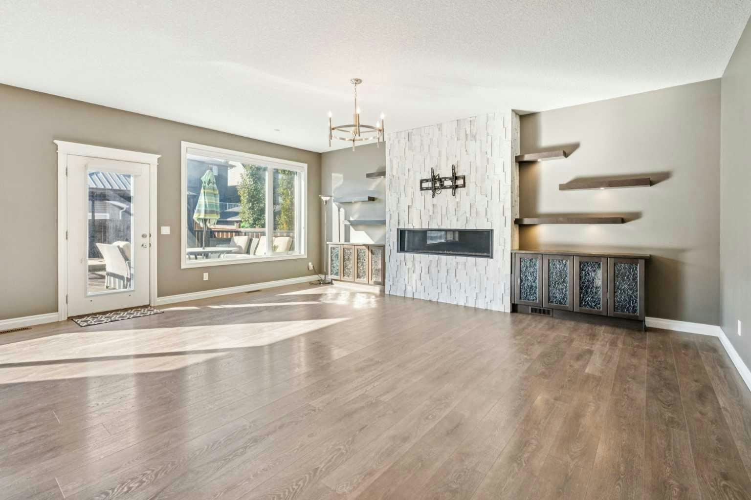 383 Evansglen Drive NW, Calgary, AB, T3P 0P1