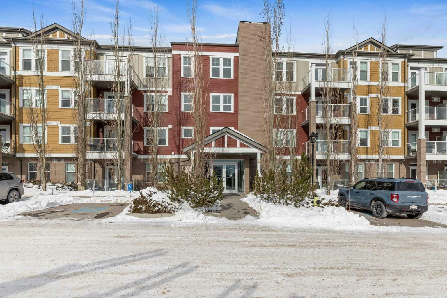 201-2300 Evanston Square NW, Calgary, AB, T3P 0G8