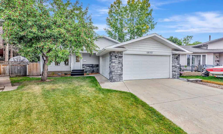 4610 31 Street Close