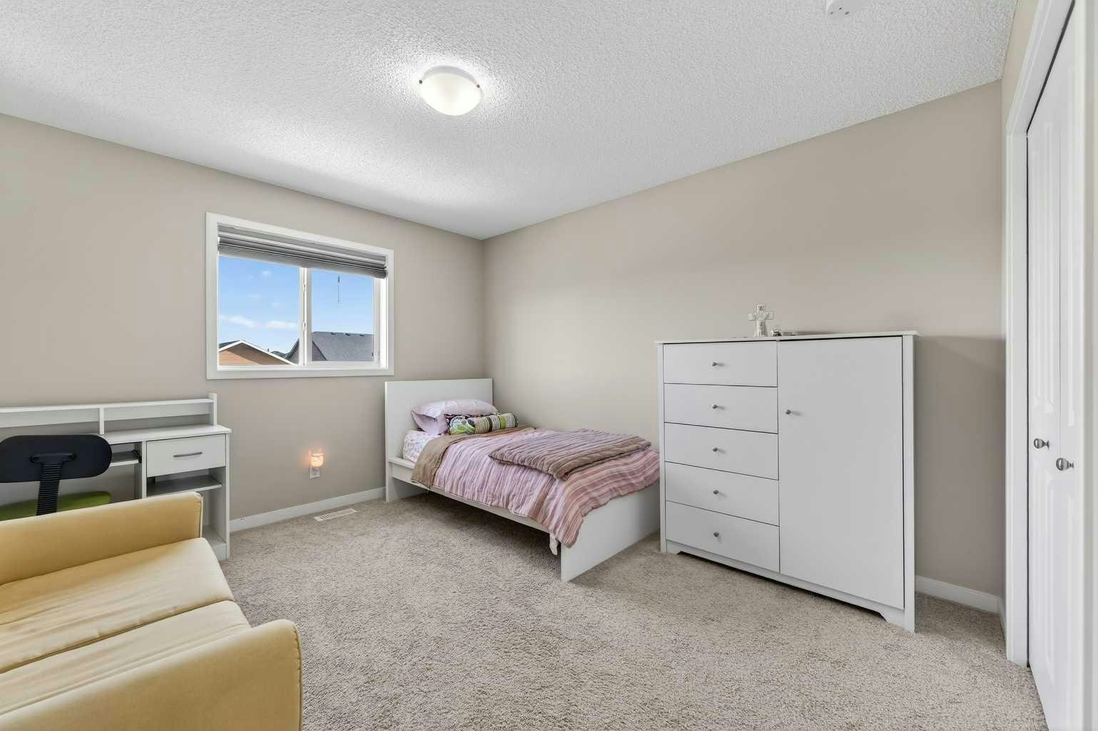 15 Fireside Crescent, Cochrane, AB, T4C 2L4 - 33