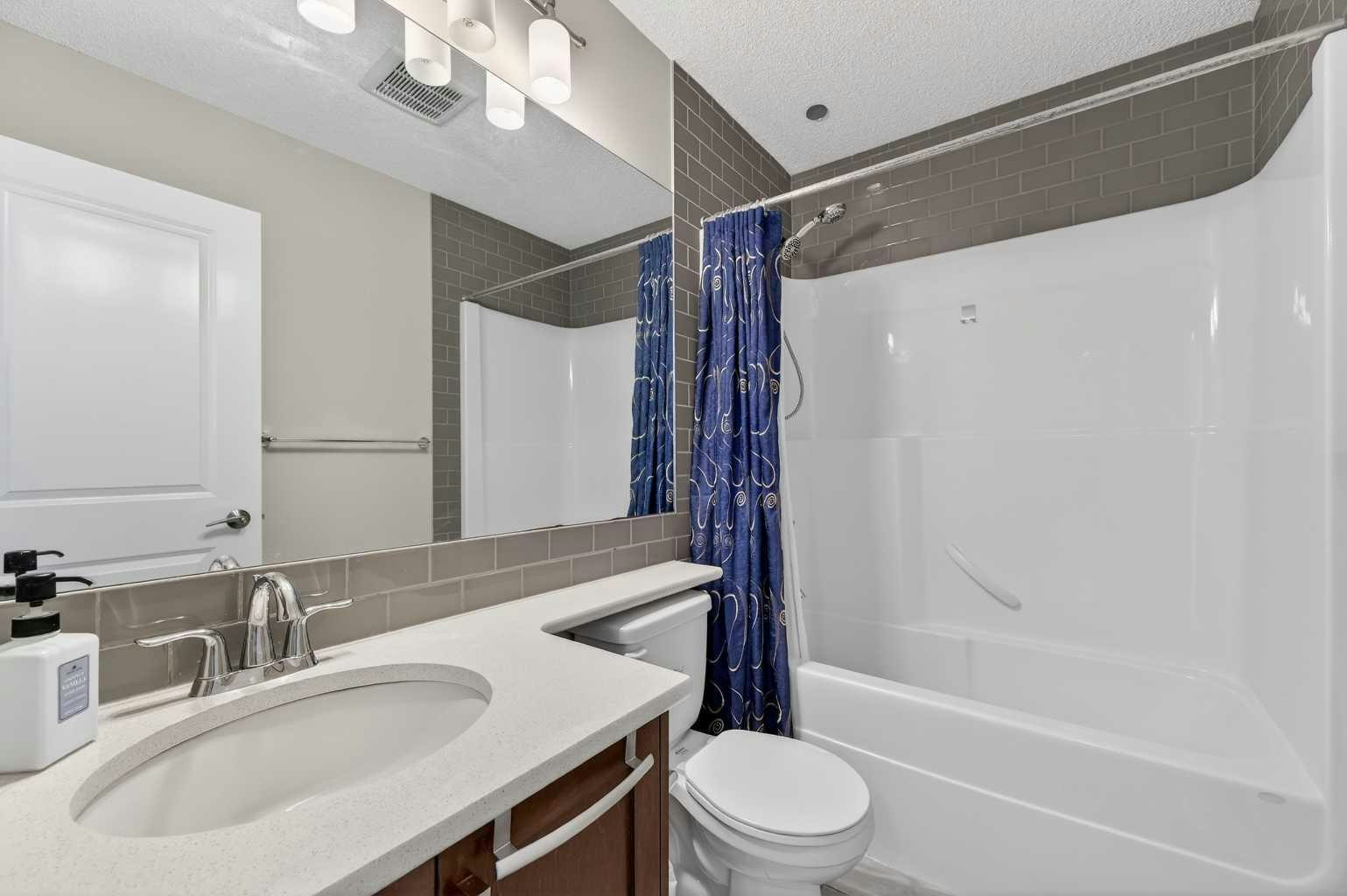 15 Fireside Crescent, Cochrane, AB, T4C 2L4 - 34