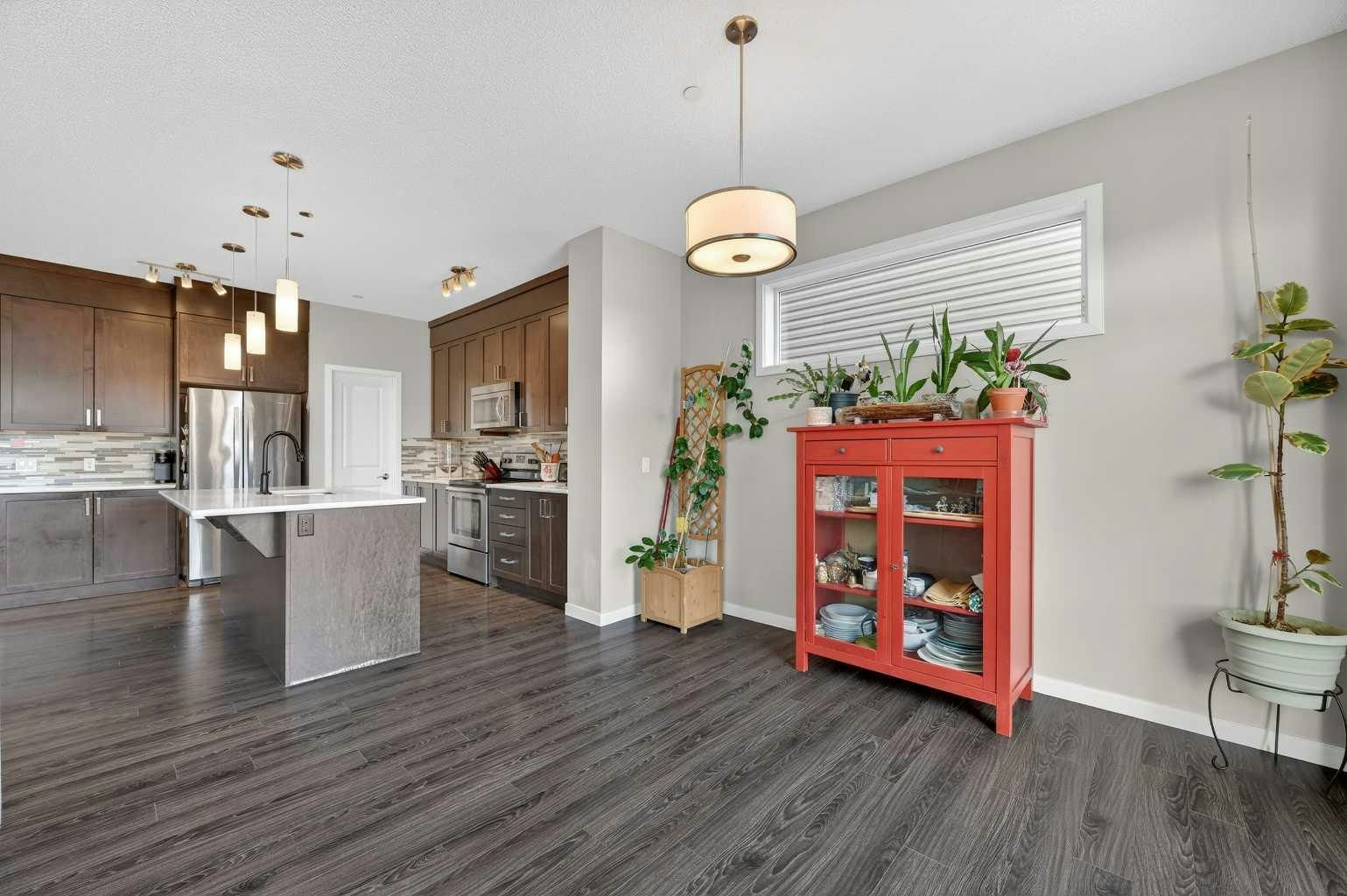 15 Fireside Crescent, Cochrane, AB, T4C 2L4 - 13