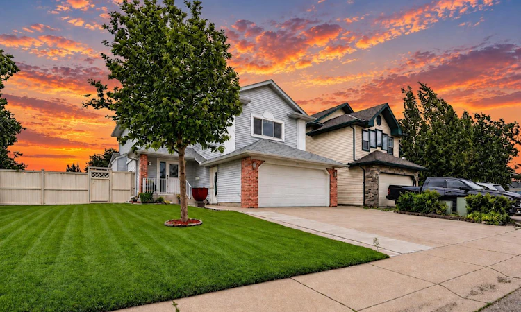 67 Douglas Ridge View SE