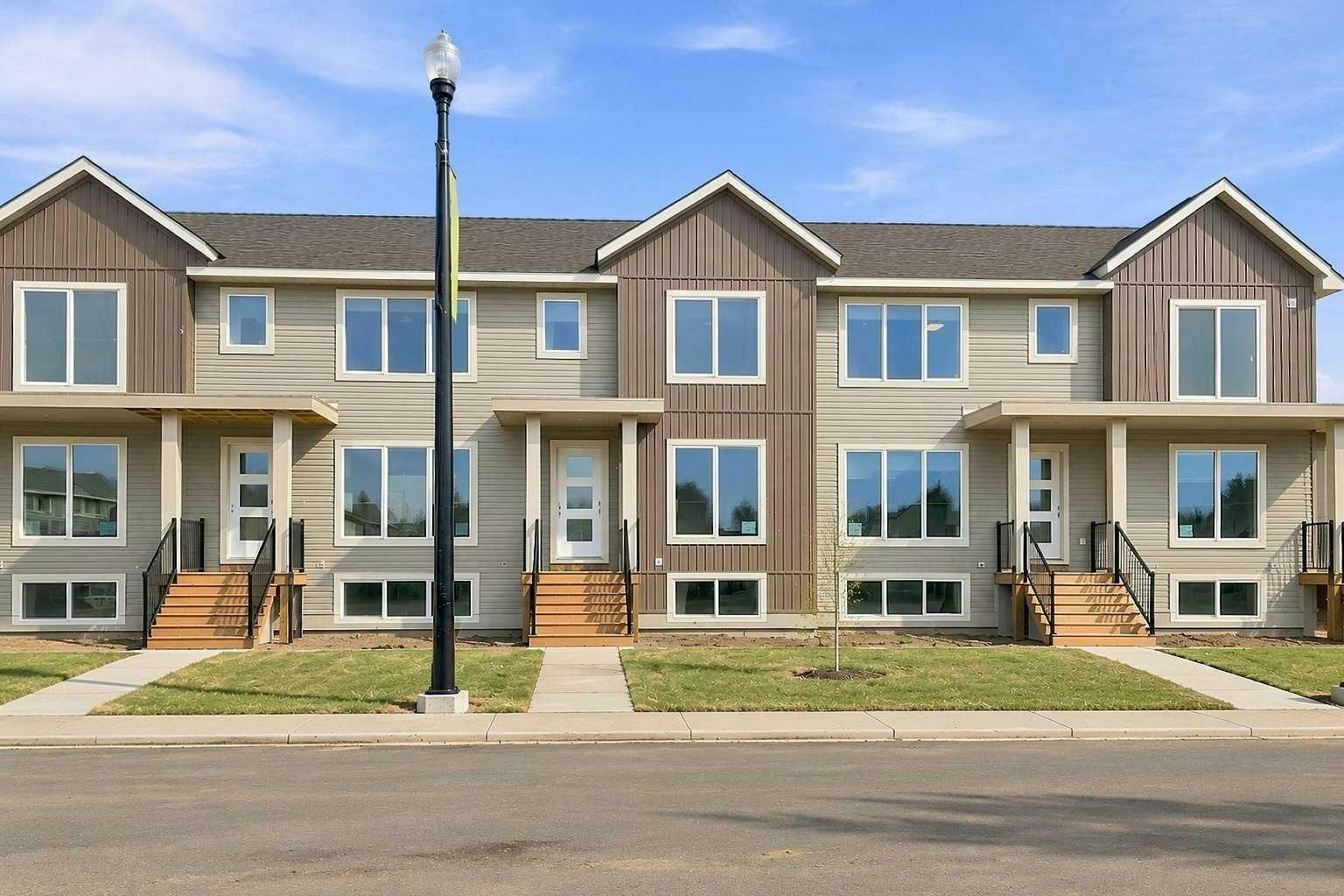 204 Cambridge Way, Sylvan Lake, AB, T4S 0X7