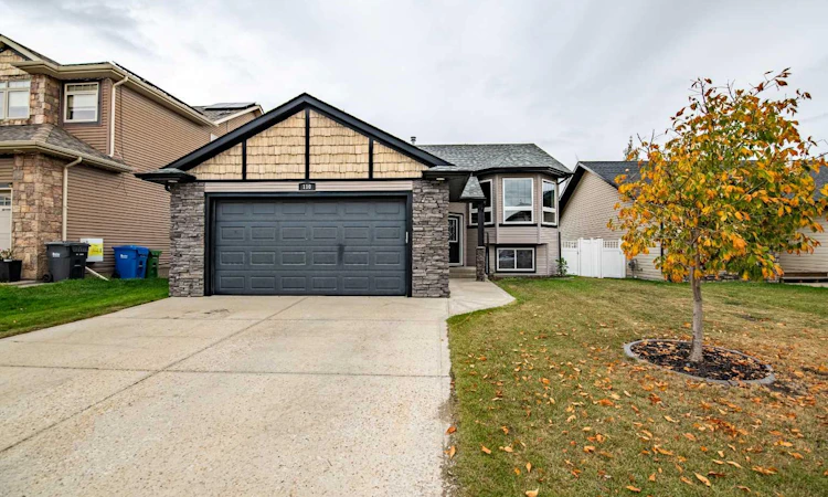 110 Ingram Close