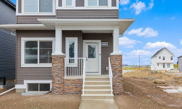966 Chinook Winds Meadow SW