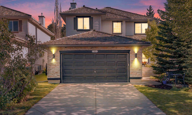 50 Springbank Crescent SW