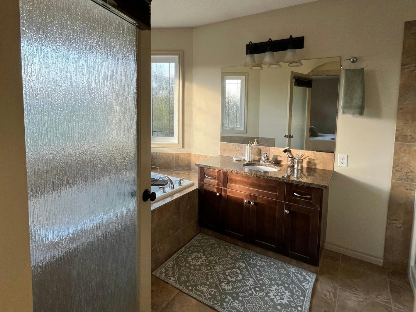 226 Gateway Manor S, Lethbridge, AB, T1K 5S1 - 5