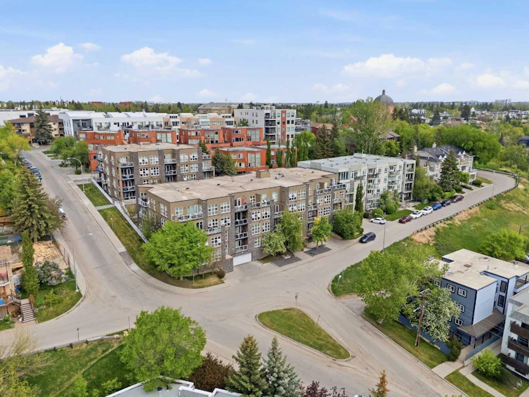 305-532 5 Avenue NE, Calgary, AB, T2E 0L2