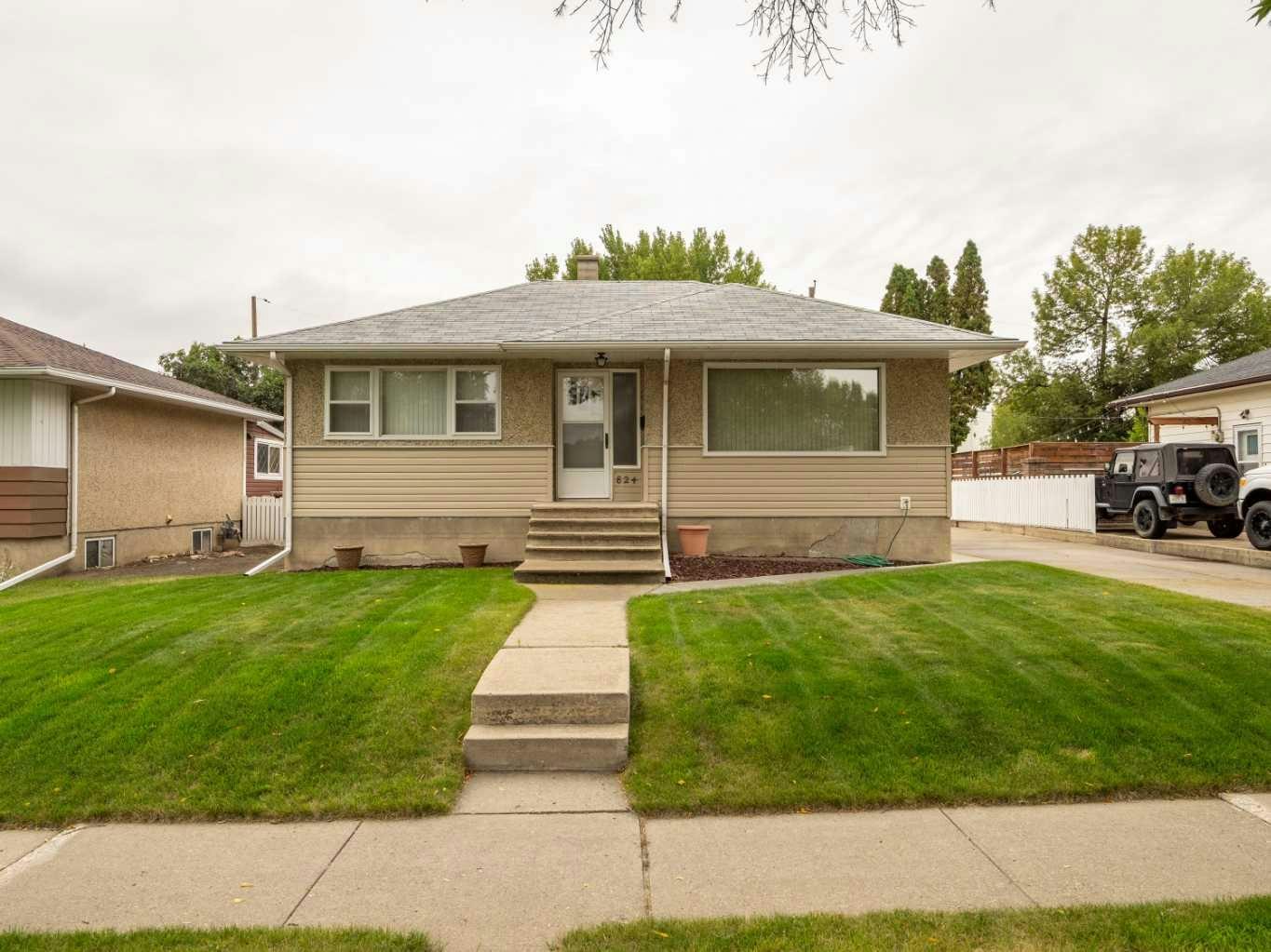 824 Stafford Drive N, Lethbridge, AB, T1H 2B6