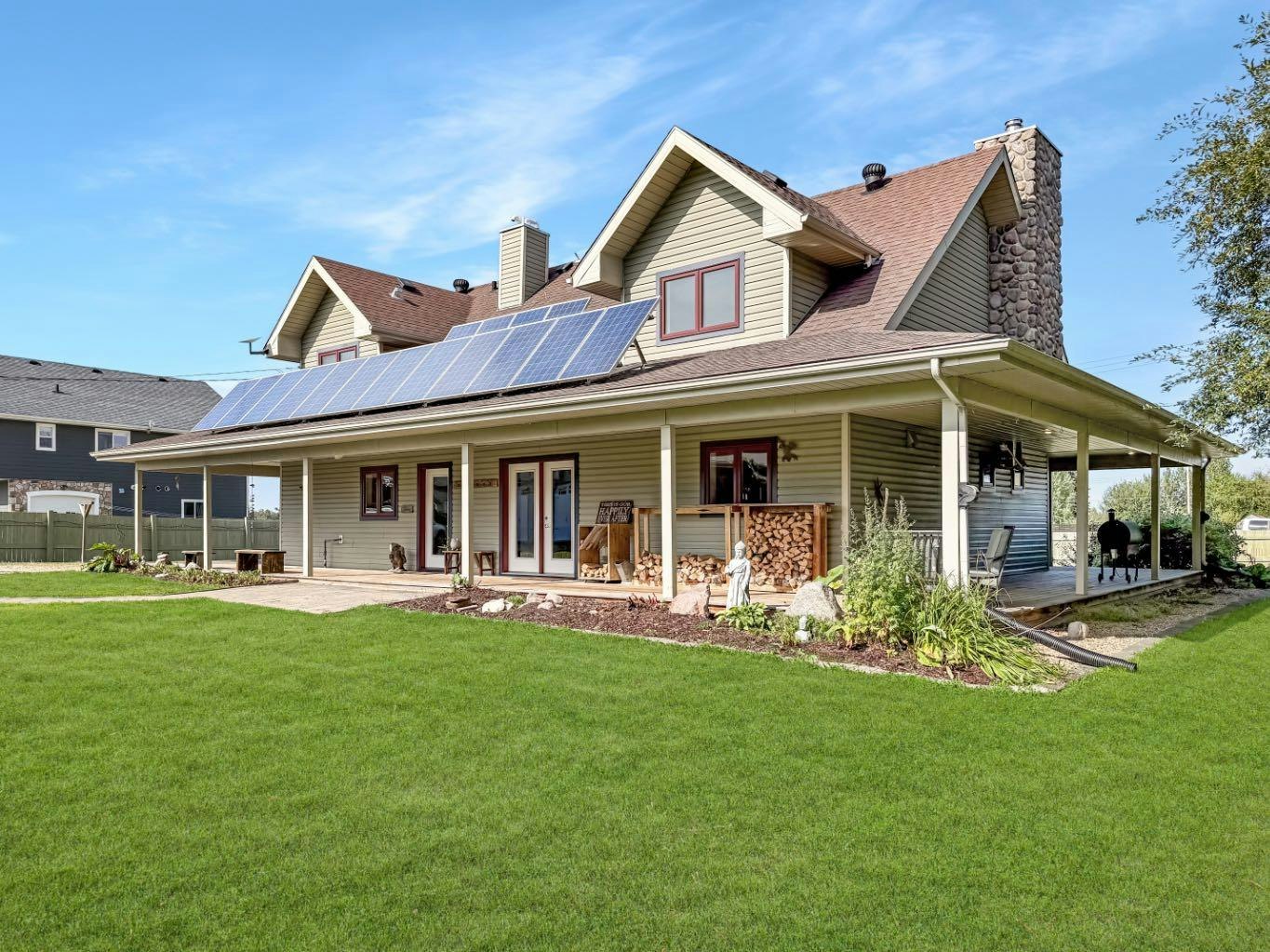 15 2 Avenue SW - 3