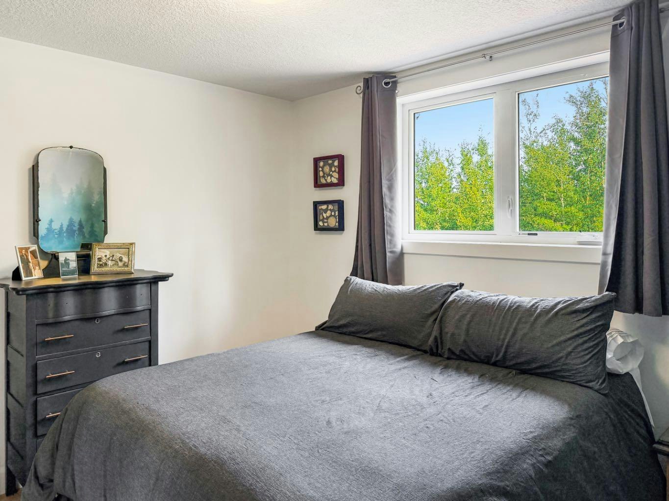 15 2 Avenue SW, Big Lakes County, AB, T0G 1J0 - 49