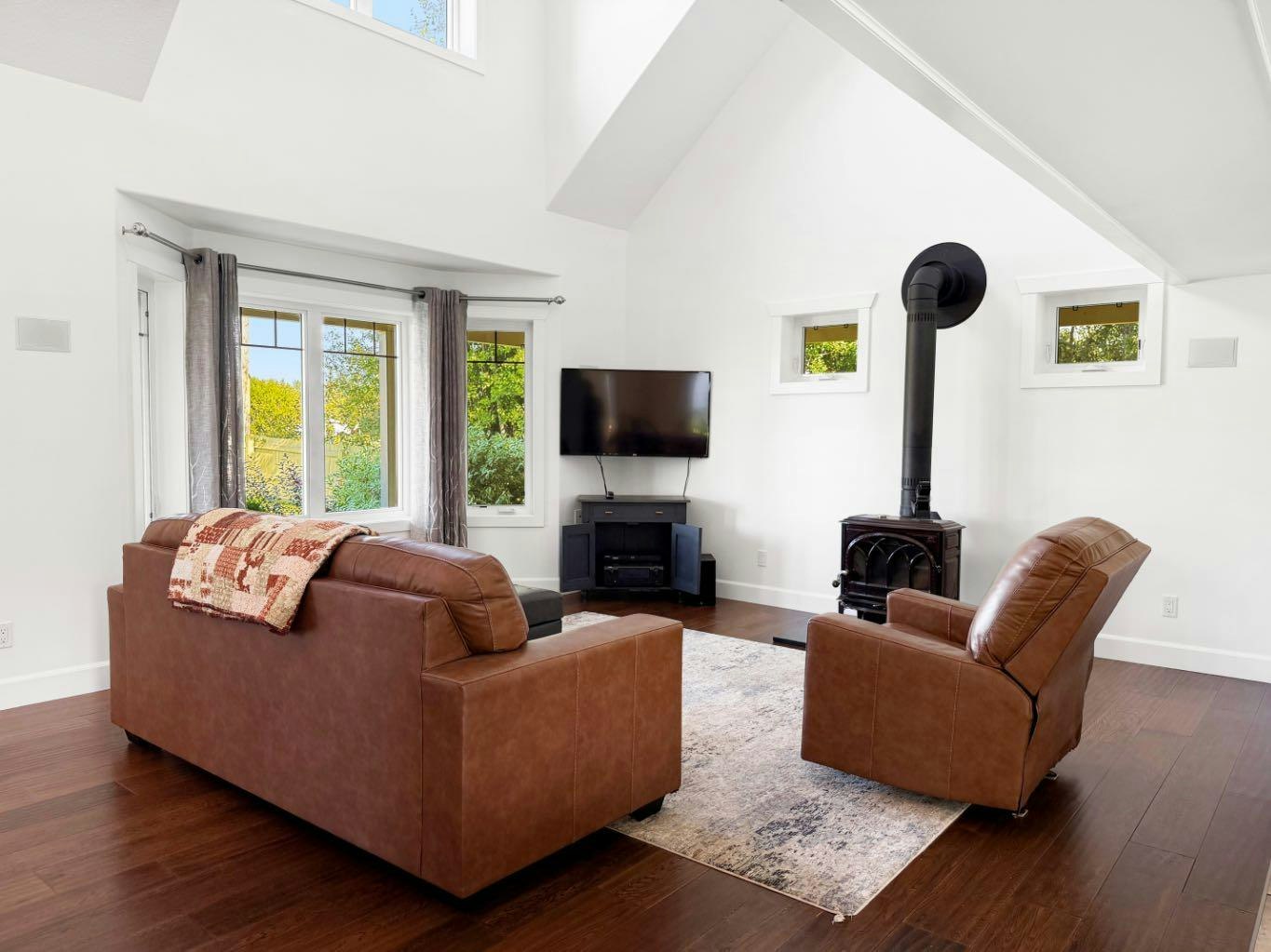 15 2 Avenue SW, Big Lakes County, AB, T0G 1J0 - 9