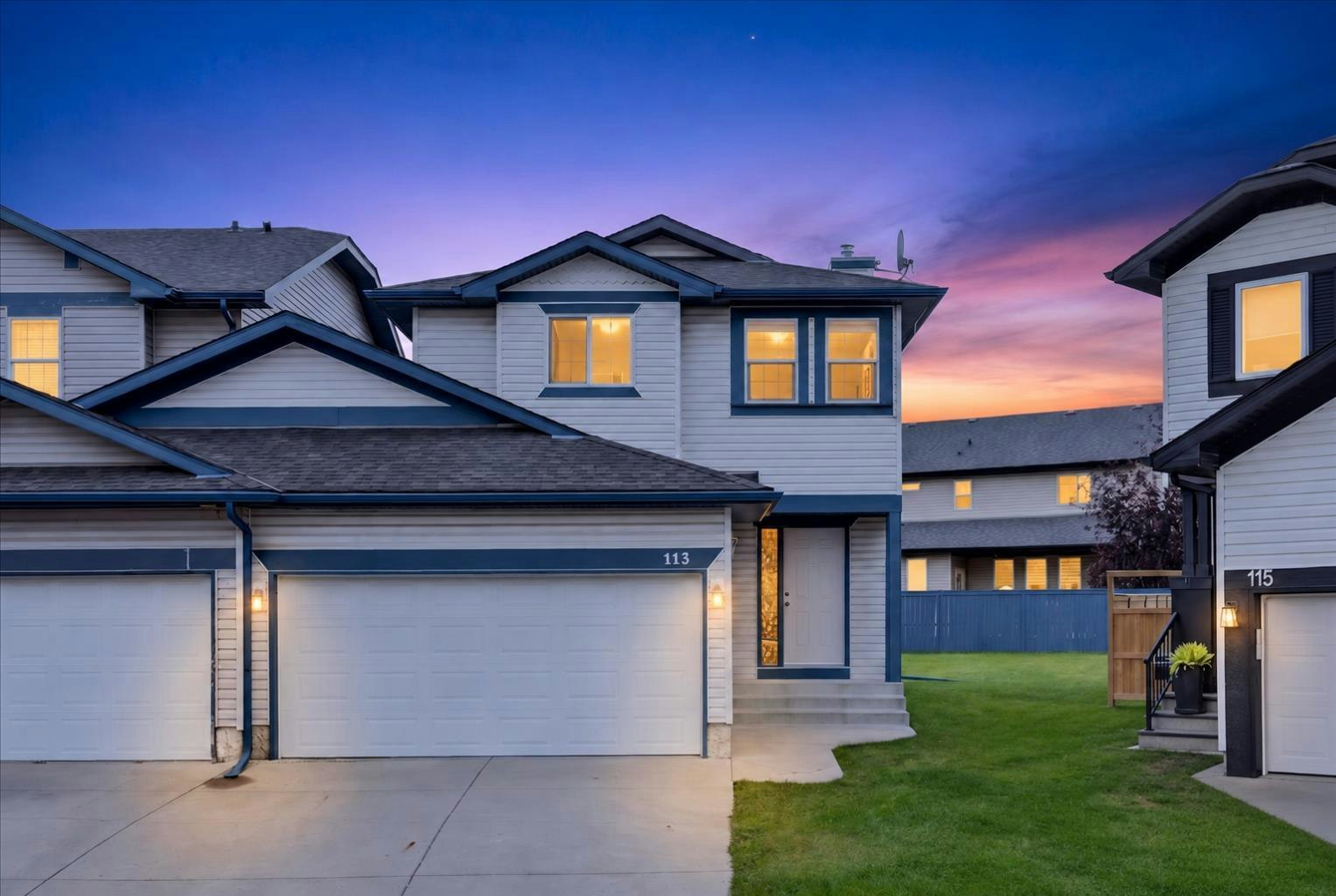 113 Canoe Square SW, Airdrie, AB, T4B 2N7