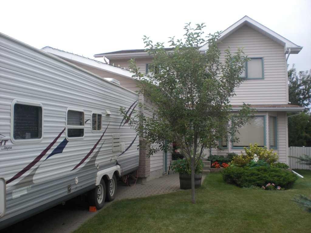 9441 64 Avenue, Grande Prairie, AB, T8W 1B4