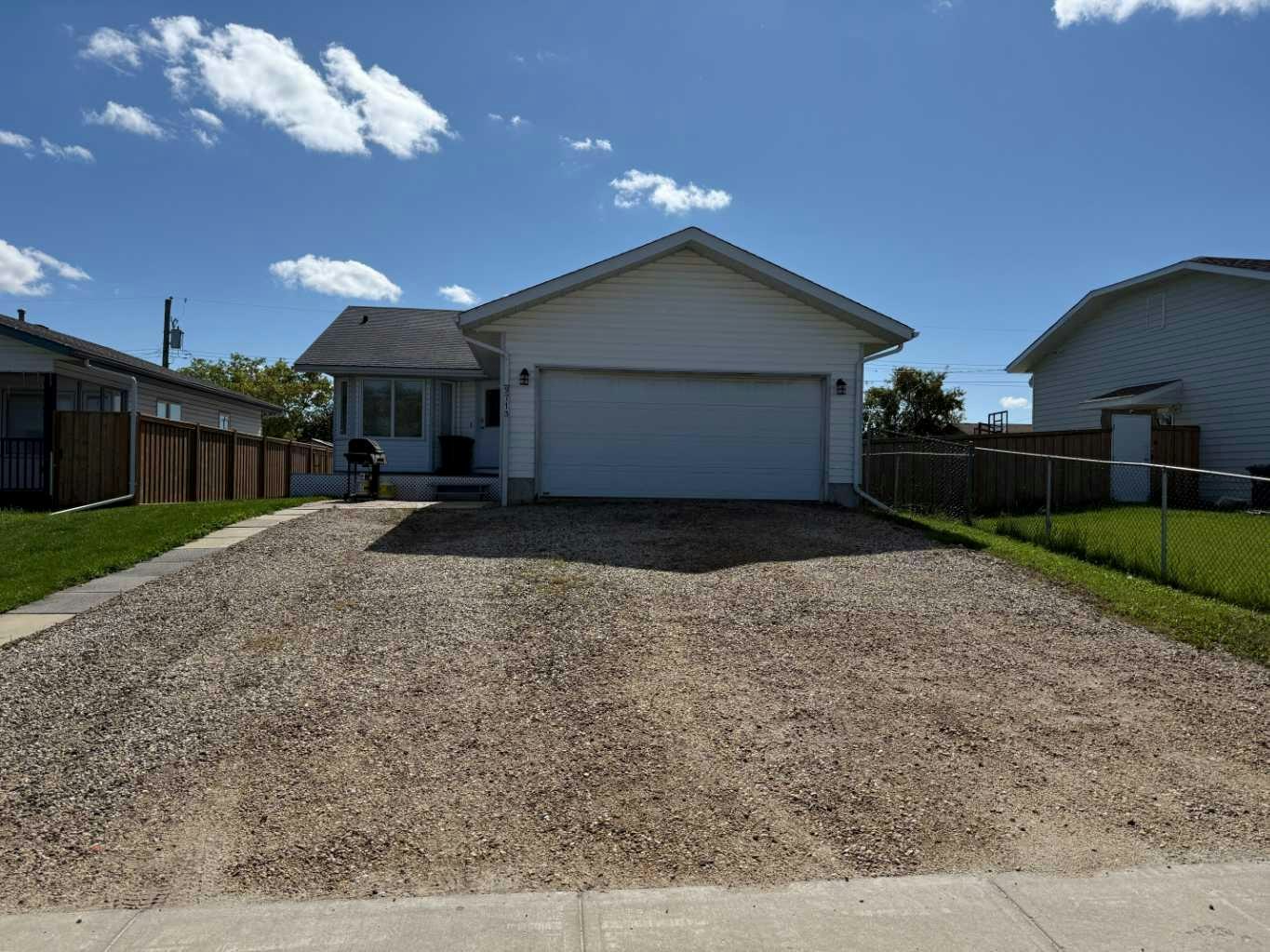 9713 105 Avenue, County of Grande Prairie, AB, T0H 0W5