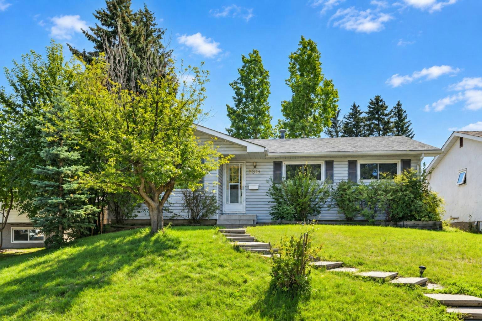 5319 Vicary Place NW, Calgary, AB, T3A 0L4