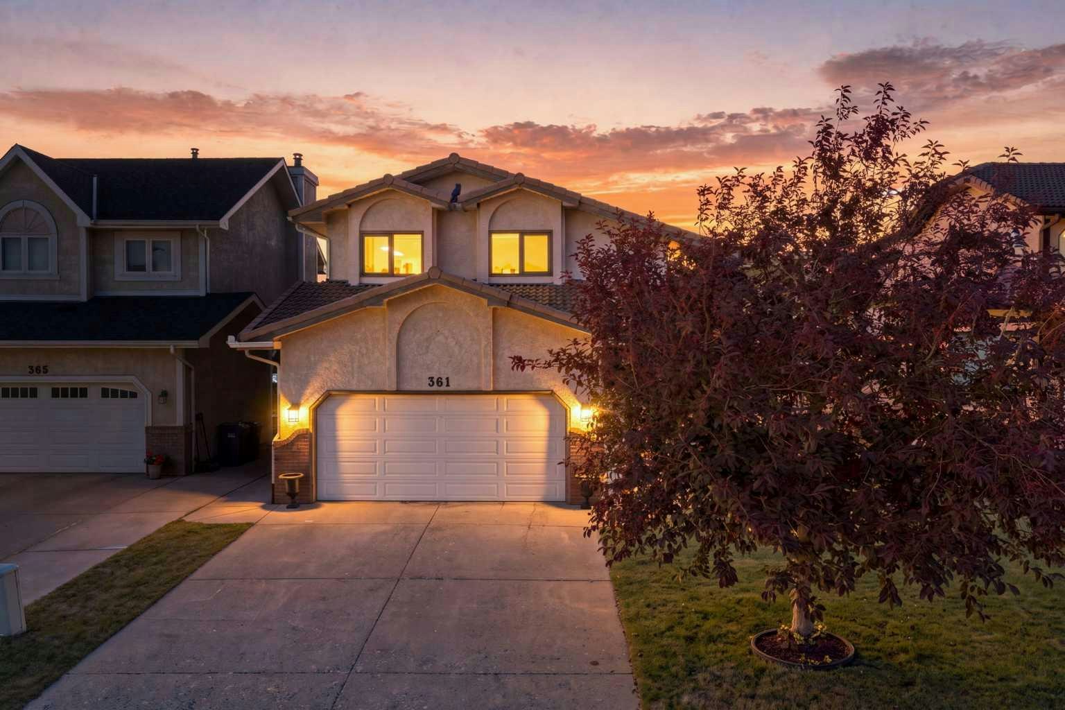 361 Santana Bay NW, Calgary, AB, T3K 3N6