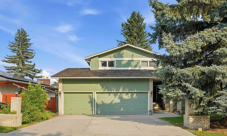 336 Pump Hill Crescent SW