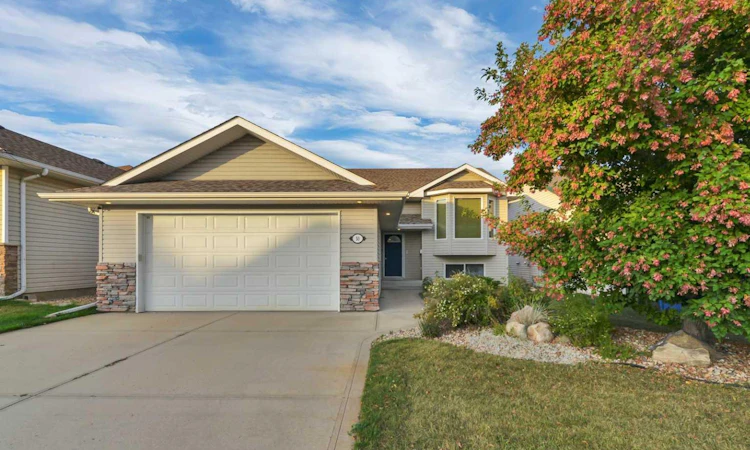 50 Langford Crescent