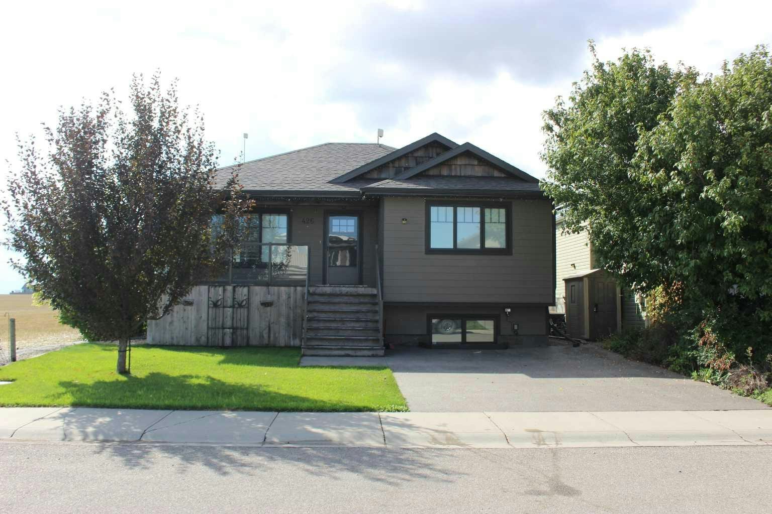 426 10b, Lethbridge, AB, T0L 1S0