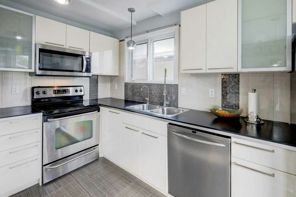 76 Templemont Circle NE, Calgary, AB, T1Y 5A9