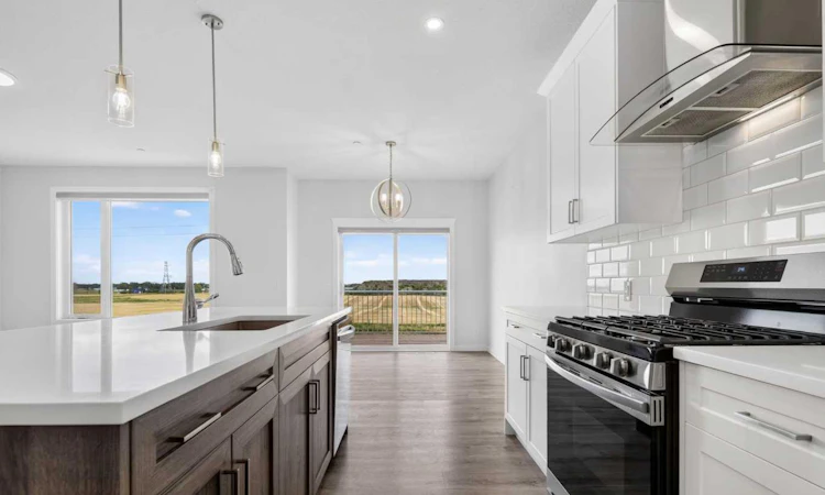 134 Hotchkiss Manor SE