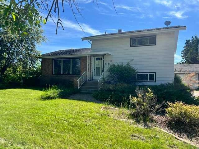 5021 47 Street, Daysland, AB, T0B 1N0