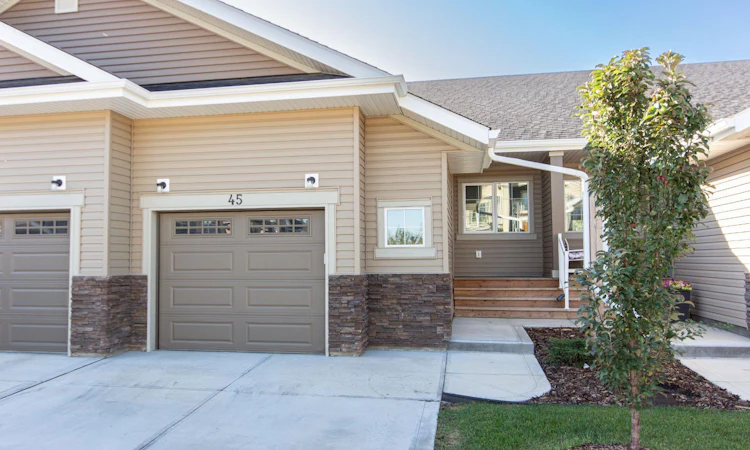 45 Golden Crescent