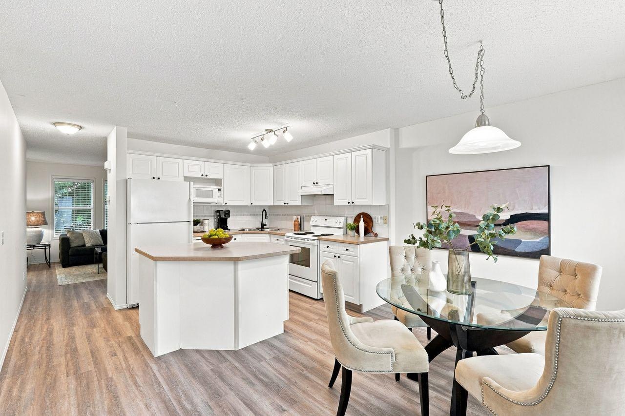 31 Bridlewood Avenue SW, Calgary, AB, T2Y 3T3