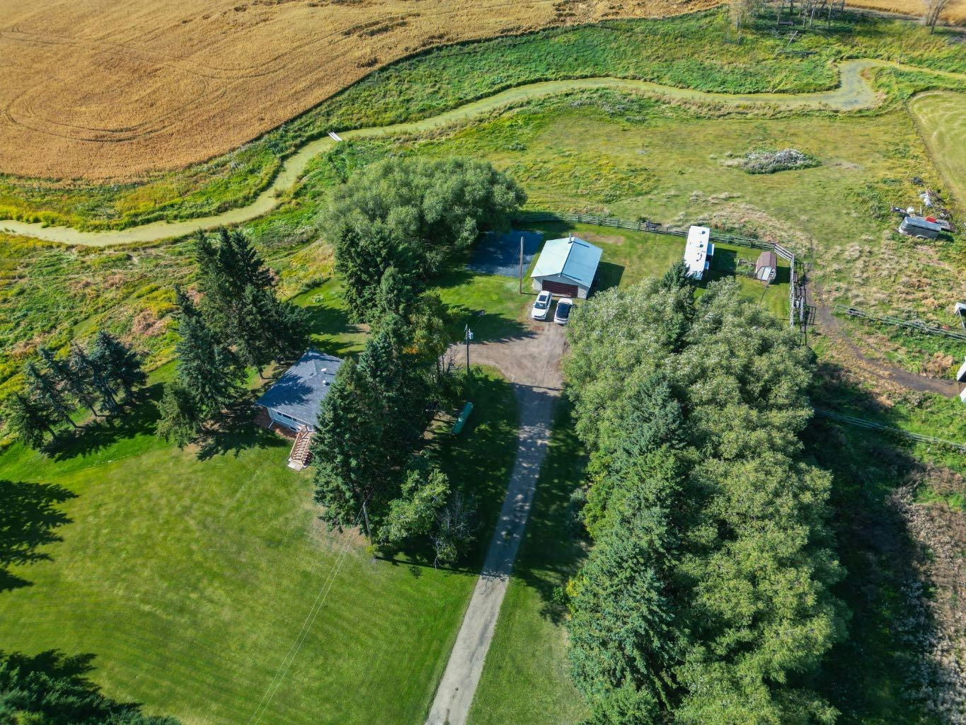 445058 Range Road 255 Acres, Rural Ponoka County, AB, T4J 1R2