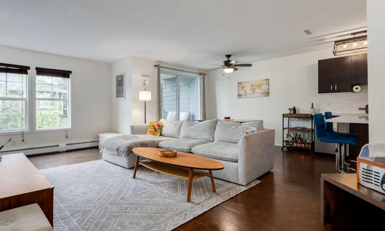 26 Auburn Bay Common SE