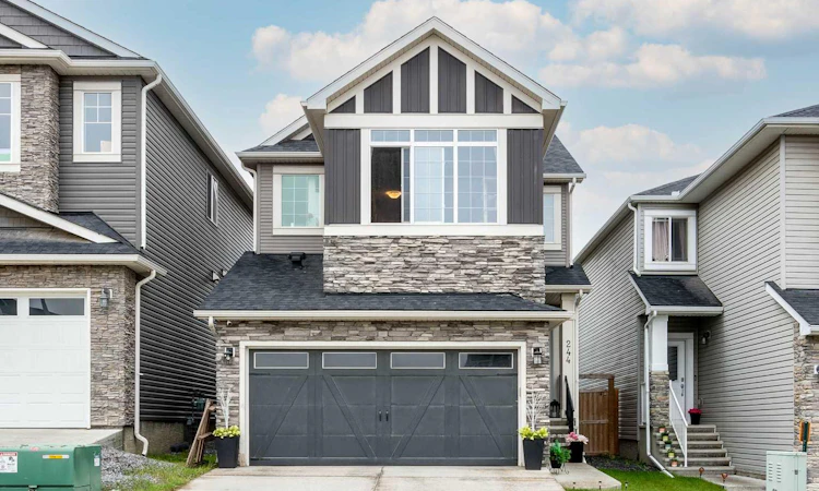244 Nolanhurst Crescent NW