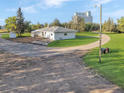 122 Railway Avenue NE - 5