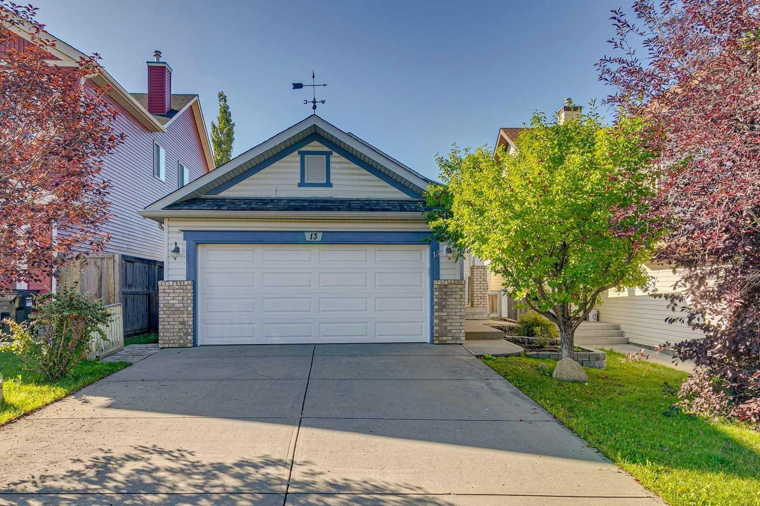13 Evansbrooke Way NW, Calgary, AB, T3P 1C5