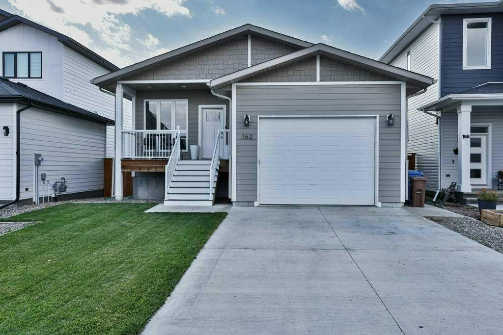 162 Prairie Gold Street, Taber, AB, T1G 0G3